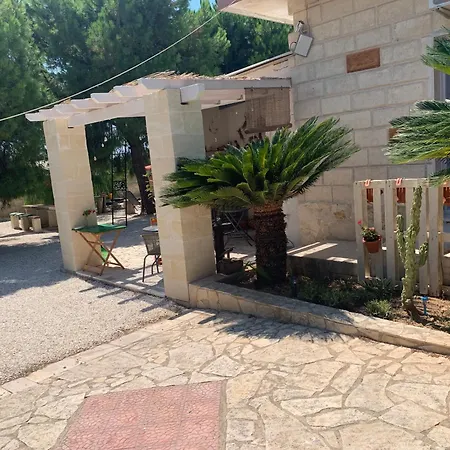 Da Cimonella 3* توريه أوفو